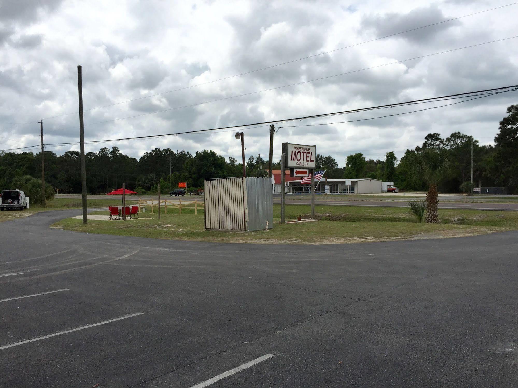 Three Rivers Motel Homosassa Exterior photo